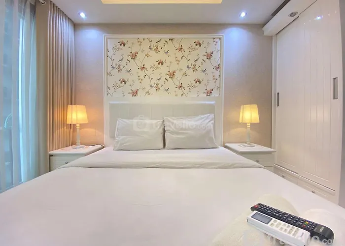 Well Furnished Studio Room At Grand Asia Afrika Apartment By Travelio