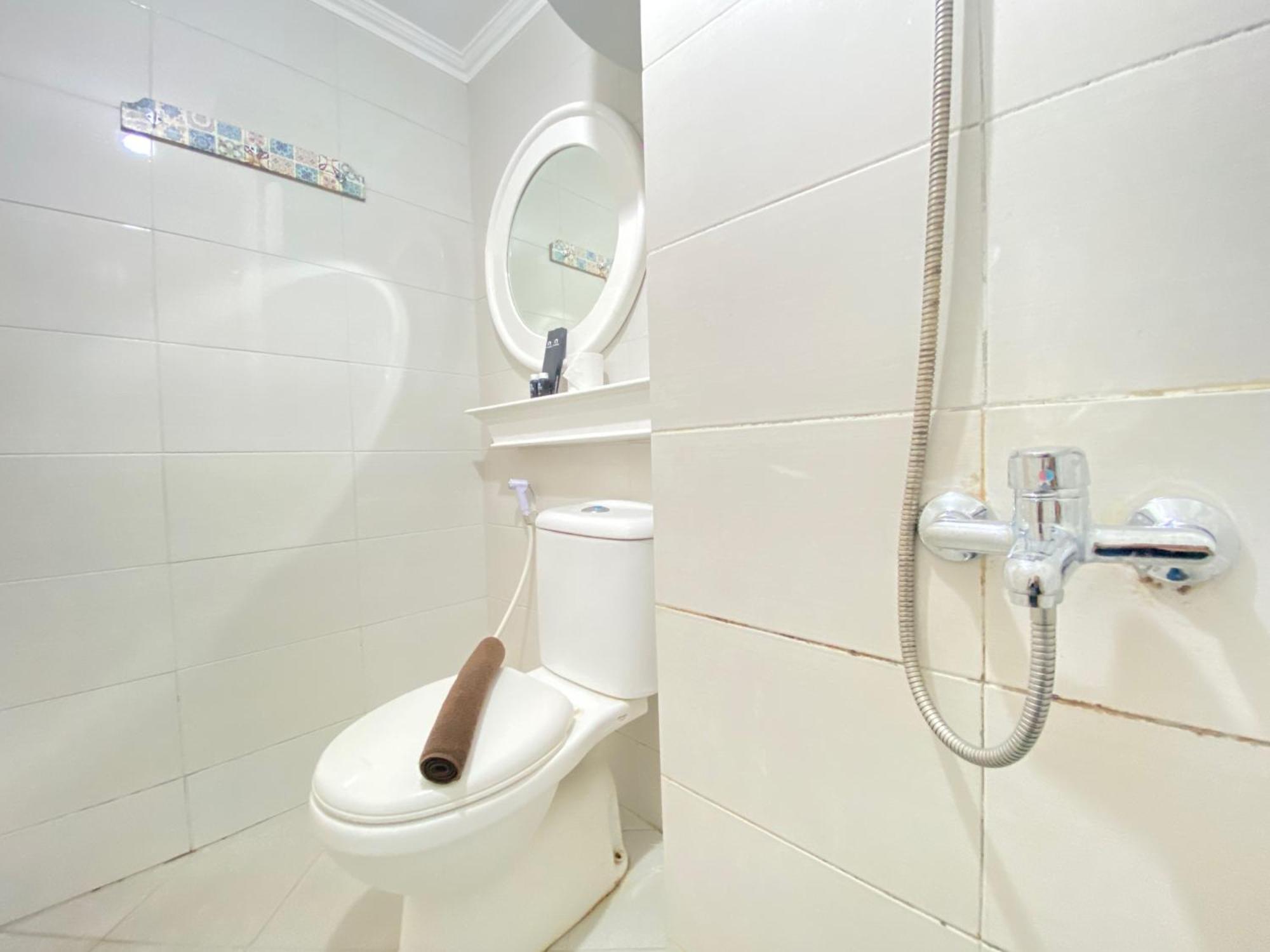 Well Furnished At Grand Afrika By Travelio Apartemen Bandung